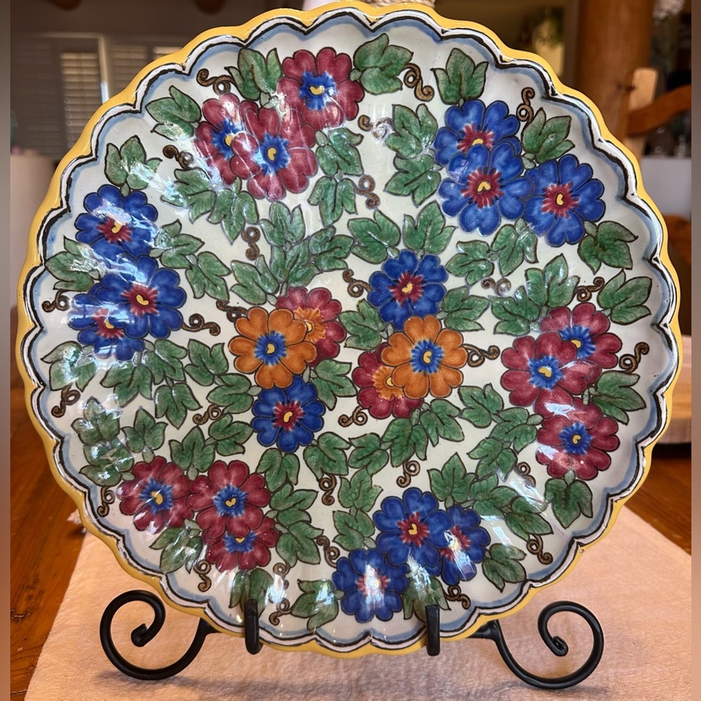 Talavera hand painted beautiful Mexican pottery plate